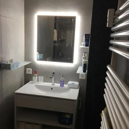 Apartment Casa Laghetto 5 *